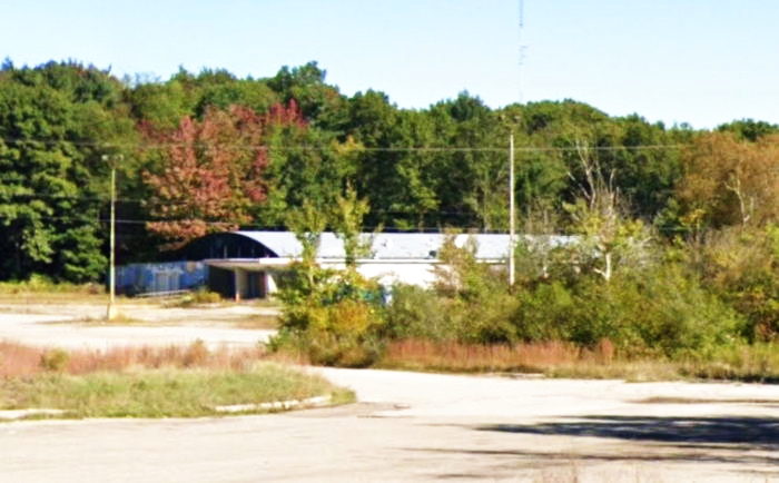 AMF Muskegon Lanes - Street Views (newer photo)